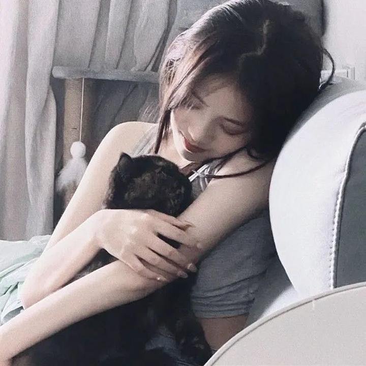 爱上花豹女